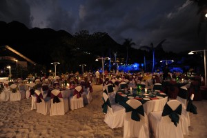 langkawi-malaysia-sound-light-lighting-effect-beach-party-canopy-event-kksoundandlight-Roche-2013.5